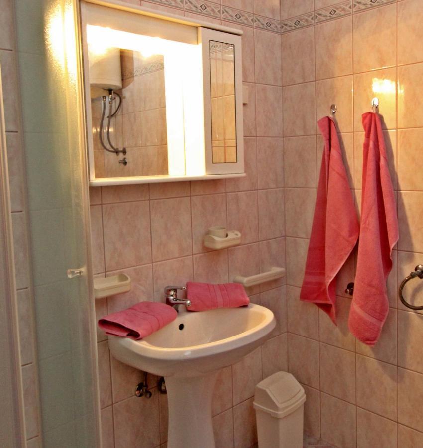Apartman Ornela Пореч Екстер'єр фото